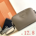 スーパーコピーブラダバッグ